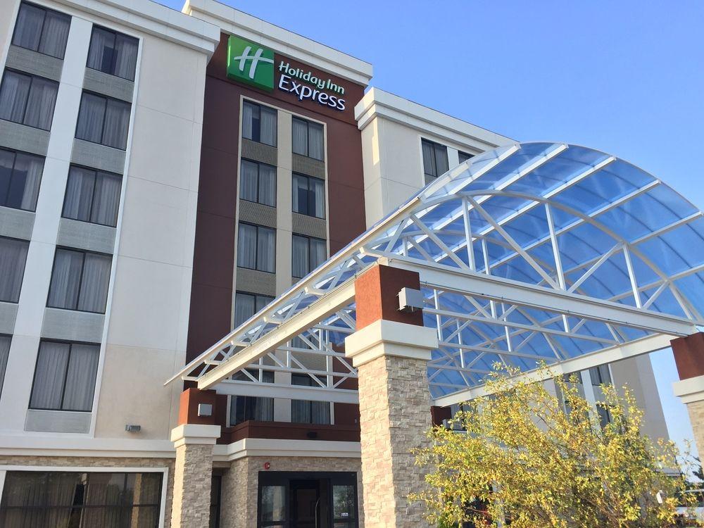 Holiday Inn Express Chicago Nw - Arlington Heights By Ihg Exteriör bild