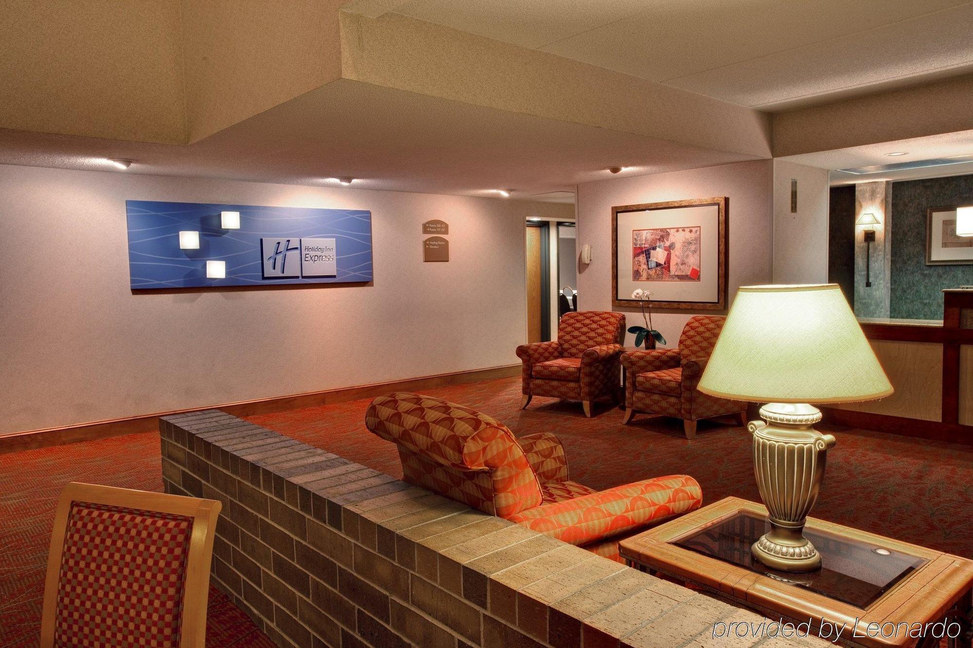 Holiday Inn Express Chicago Nw - Arlington Heights By Ihg Exteriör bild