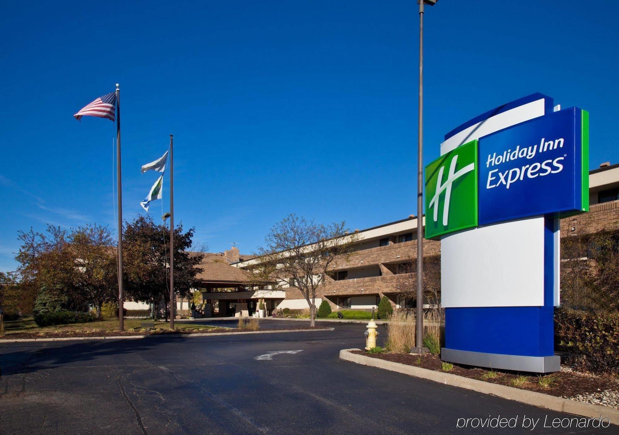 Holiday Inn Express Chicago Nw - Arlington Heights By Ihg Exteriör bild