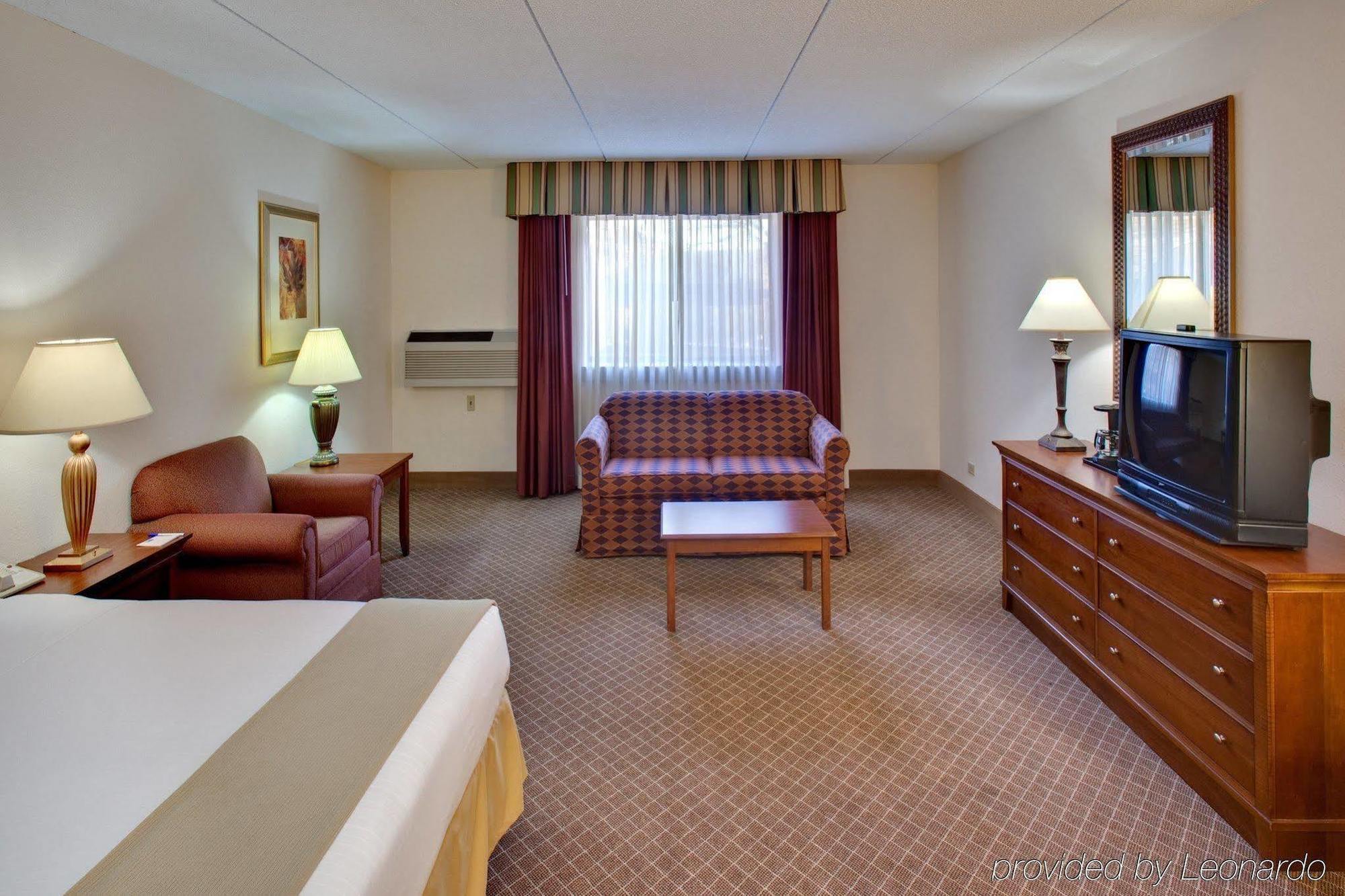 Holiday Inn Express Chicago Nw - Arlington Heights By Ihg Exteriör bild